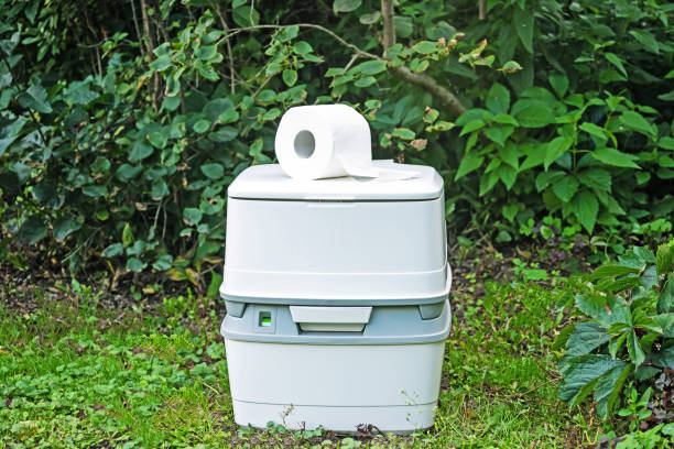 Best Emergency porta potty rental  in Clermont, IN